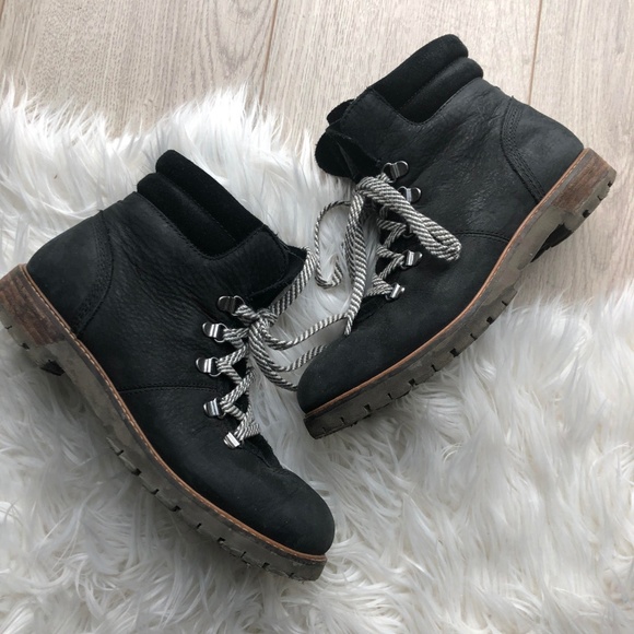 nadine hiker boot